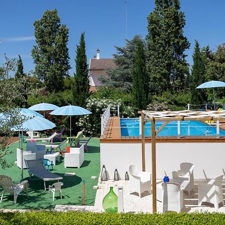 Casa Torre Di Specchio 2 Con Piscina Apartment Bari Luaran gambar