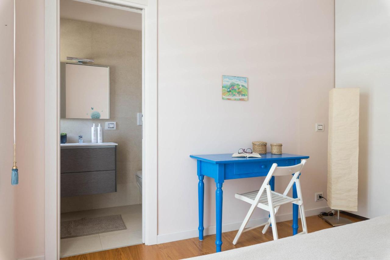 Casa Torre Di Specchio 2 Con Piscina Apartment Bari Luaran gambar